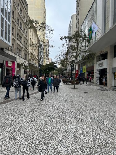 Curitiba rua XV de Novembro - calçadão - rua das flores